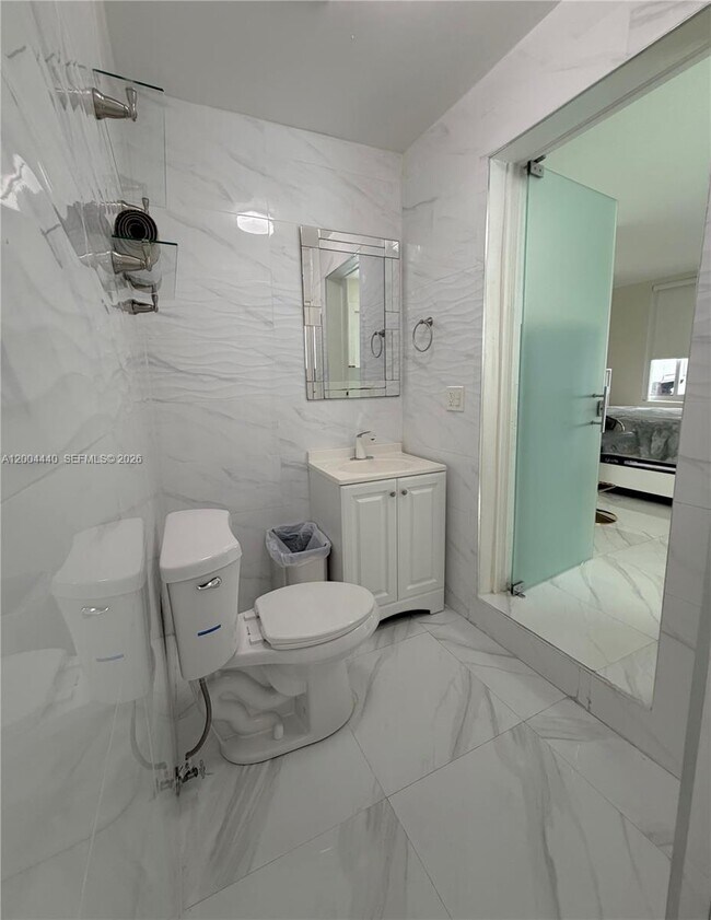 Building Photo - 5801 NW 113th Terrace