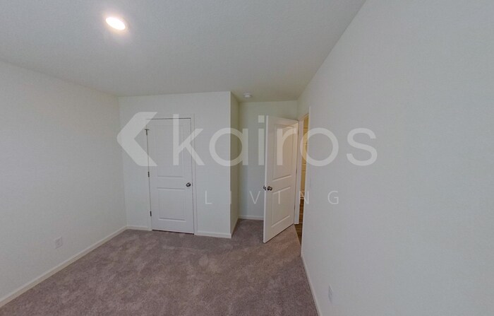 Building Photo - 1451 Maxwell Cir