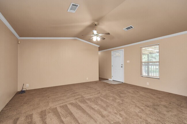 Primary Photo - 111 Maple Ln