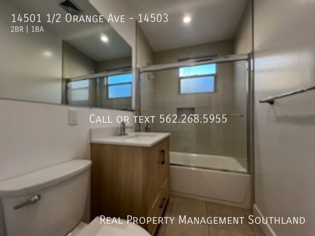 Building Photo - 2 Bed/ 1 Bath Apartment in Paramount For R...