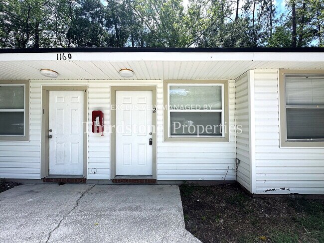 Building Photo - 1160 Comanche St