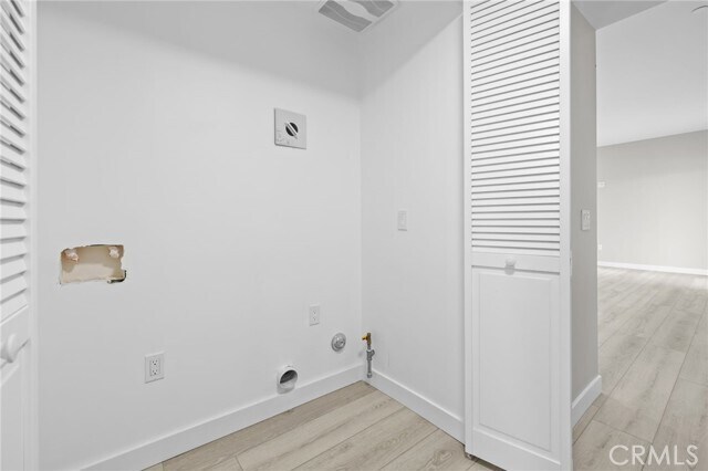 Building Photo - 12714 S Figueroa St