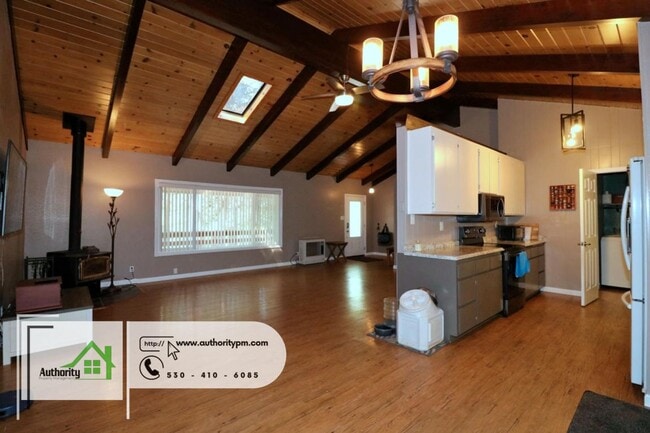 Building Photo - 30593 Sleepy Hollow Dr. Shingletown, Wood ...