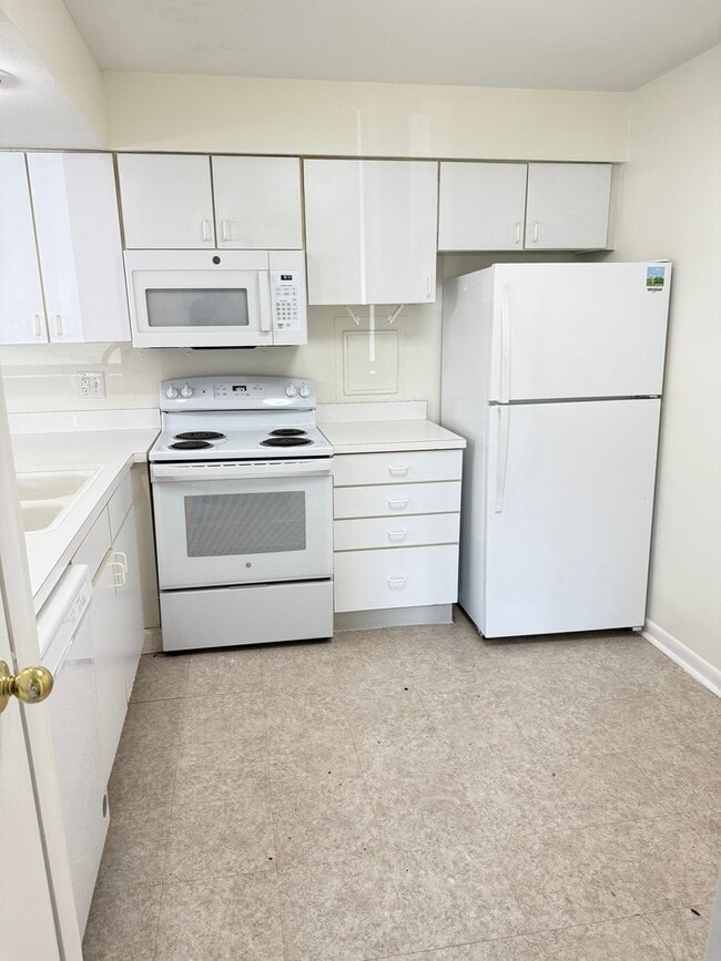 Building Photo - 4506 Kings Walk Dr