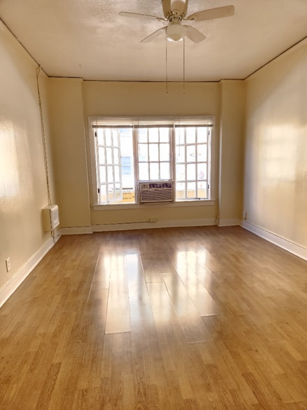 Building Photo - 1825 Ivar Ave