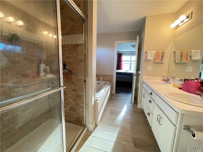 Building Photo - 4481 Southwood Heights Dr