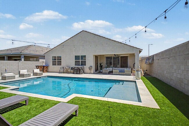 Building Photo - 4329 Nora Dr