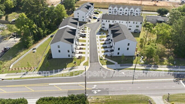 Building Photo - 3606 Elm Grv Ln