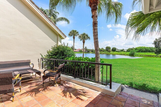 Building Photo - 2584 Muirfield Ct