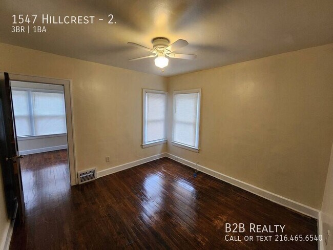 Building Photo - 1547 Hillcrest-2.