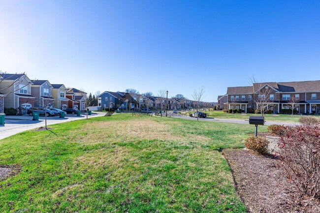 Building Photo - 304 Oldbury Ln