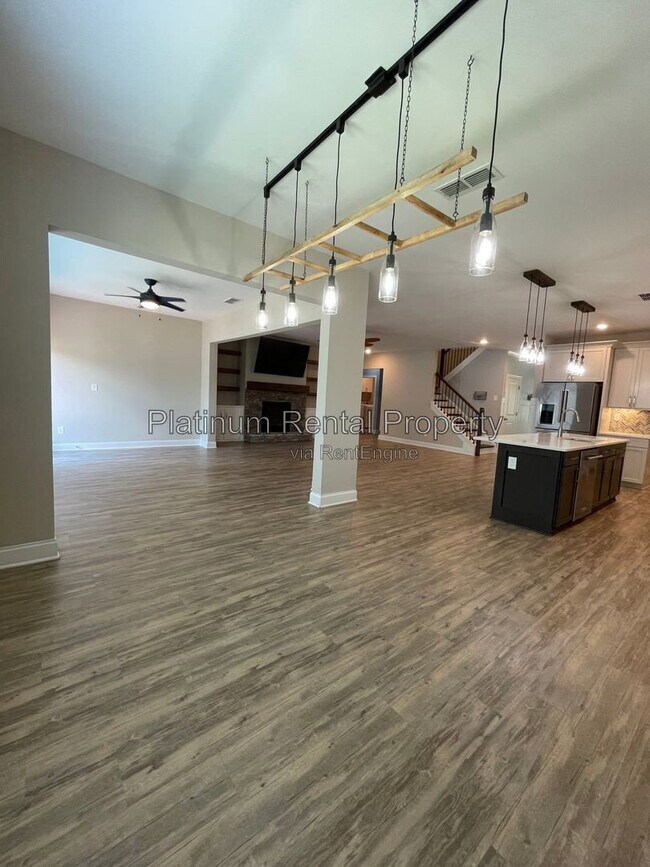 Building Photo - 3215 Summerpoint Crossing