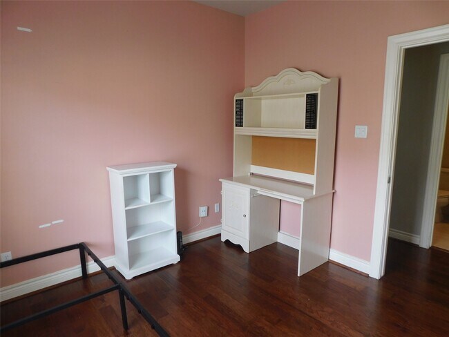 Building Photo - 2615 Starboard Point Dr