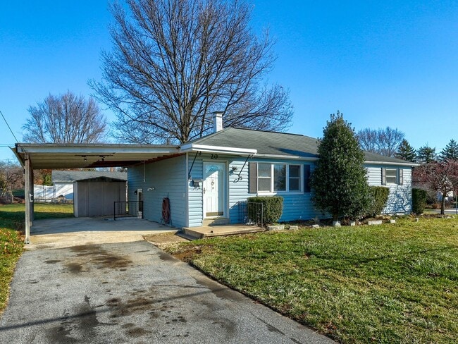 Building Photo - 3 Bedroom Ranch in Camp Hill