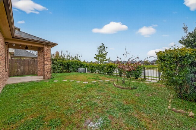 Building Photo - 2510 Meerstad Ln