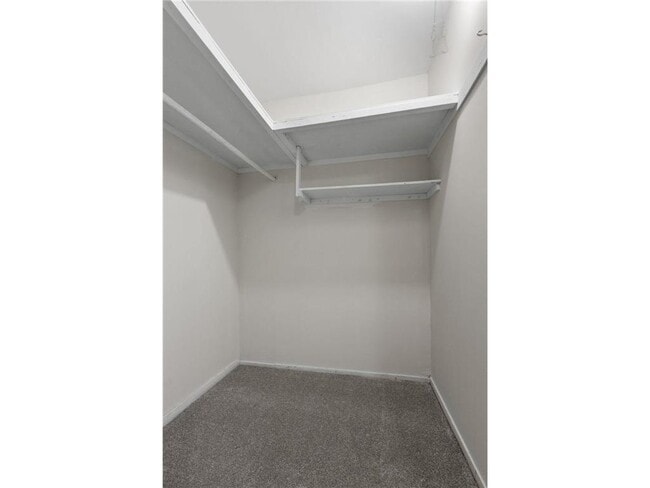 Building Photo - 2610 Dupont Ave S