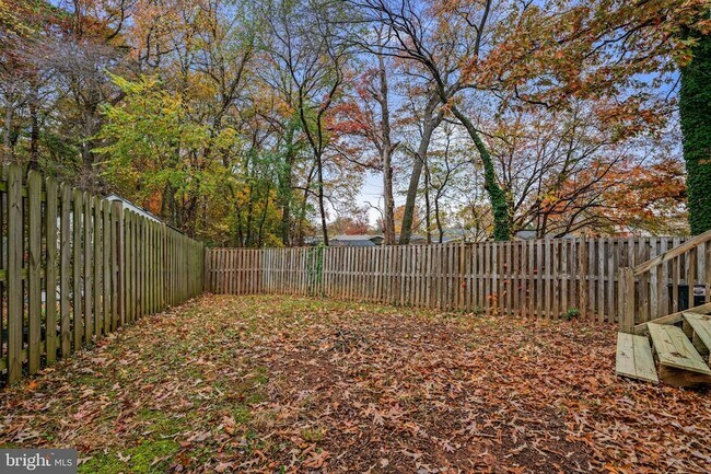 Building Photo - 314 Woodleaf Ct