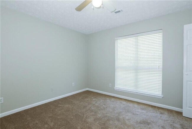 Building Photo - 3912 Old Ivy Ct