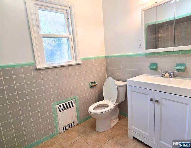 Building Photo - 118-120 Nolton Street Unit 1