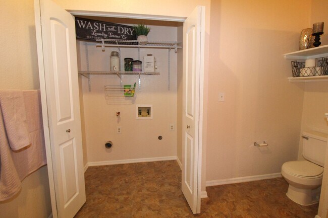 Building Photo - 11150 Loma Grande Dr