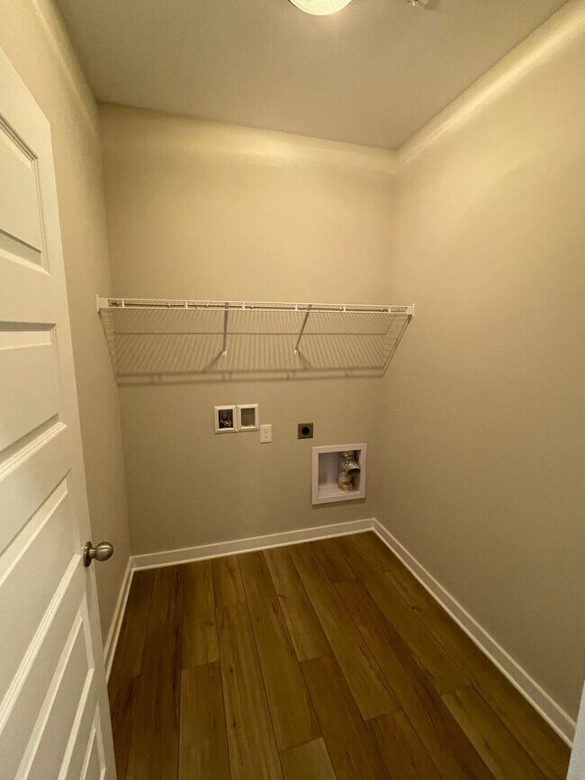 Building Photo - Home for Rent in Meridianville, AL!!! Avai...
