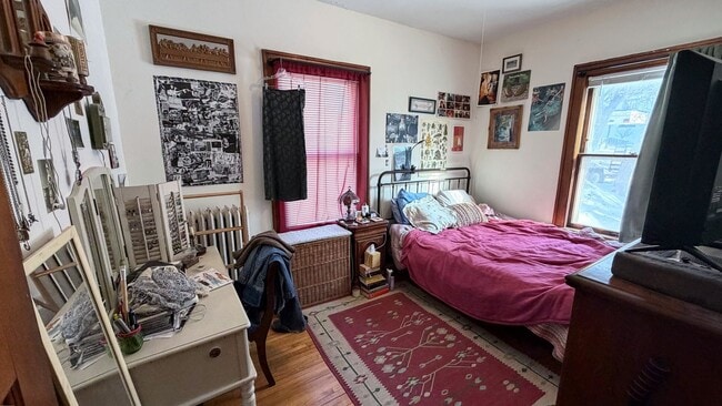 Building Photo - 2 Bedroom Apartment in Prospect Park