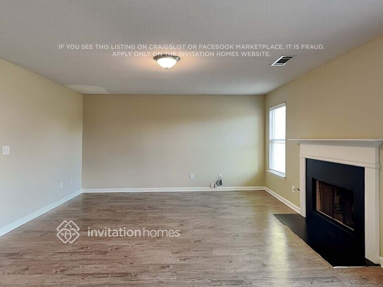 Building Photo - 3502 Rosebud Park Dr