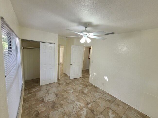 Building Photo - Stunning Corner-Lot Rental: 4BR/2BA with Courtyard