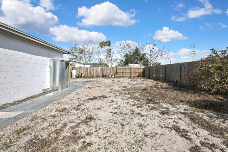 Building Photo - 9608 Richwood Ln