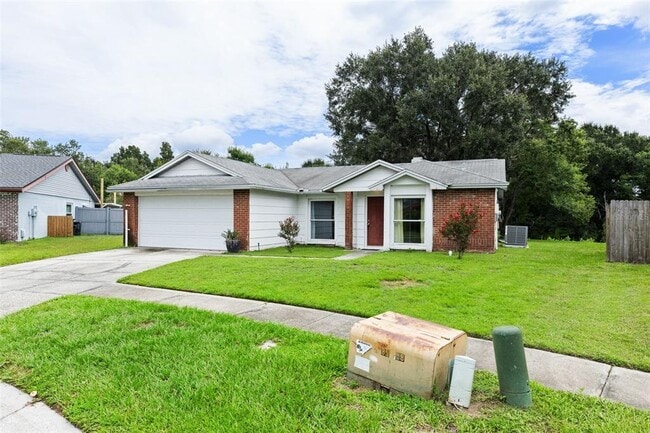 Building Photo - 629 Stillview Cir