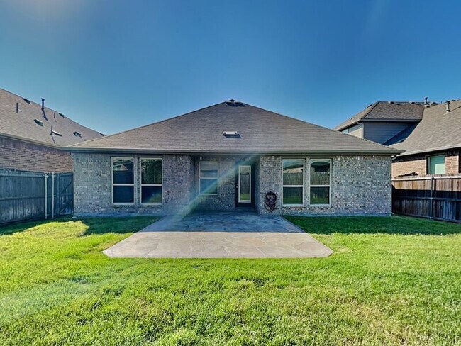 Building Photo - 3801 Moorcroft Rd