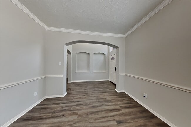 Building Photo - 23134 Beech Canyon Dr