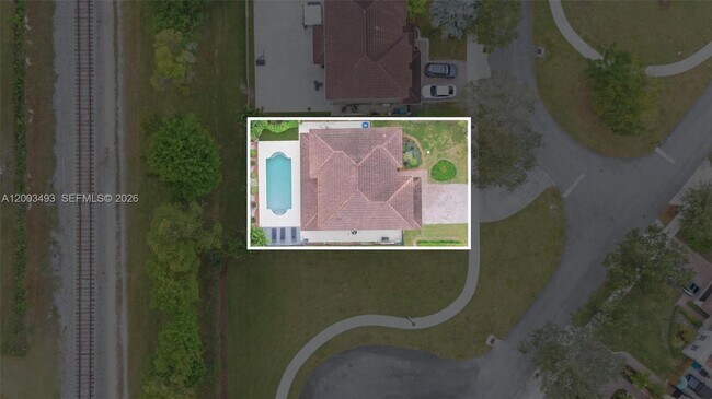 Building Photo - 12920 SW 143rd Terrace