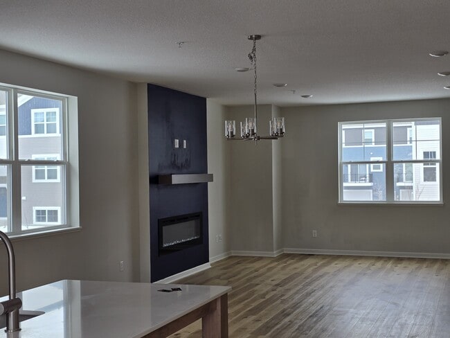 Building Photo - 8652 Kenyon Ct NE