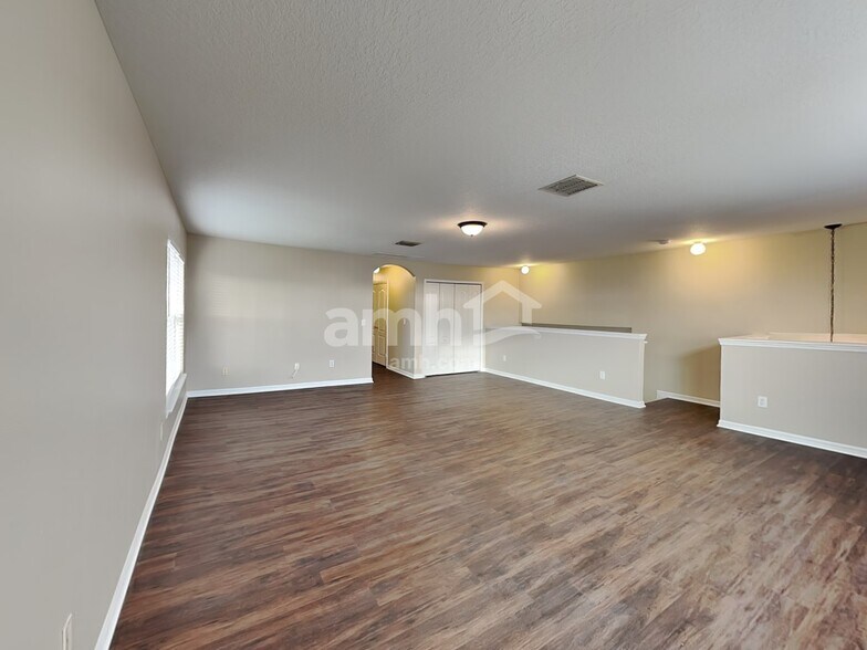 Building Photo - 366 Cabana View Way
