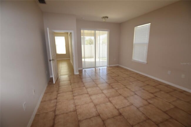 Building Photo - 2021 Beacon Landing Cir