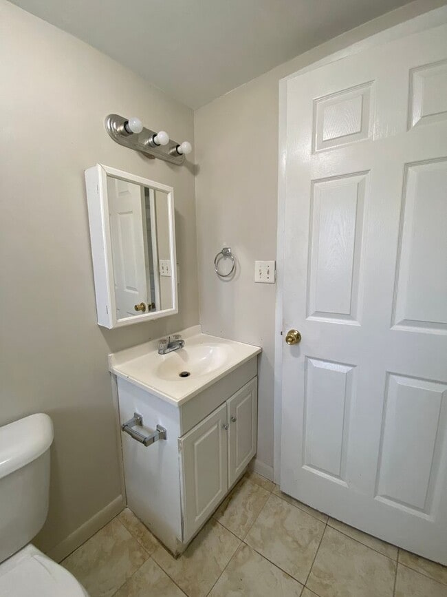 Building Photo - Oglethorpe County – Charming 3 Bedroom Home