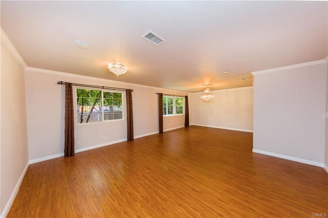 Building Photo - 6928 Gaviota Ave