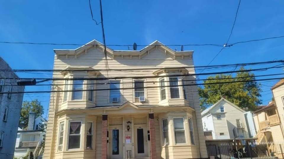 Building Photo - 86 Stone St