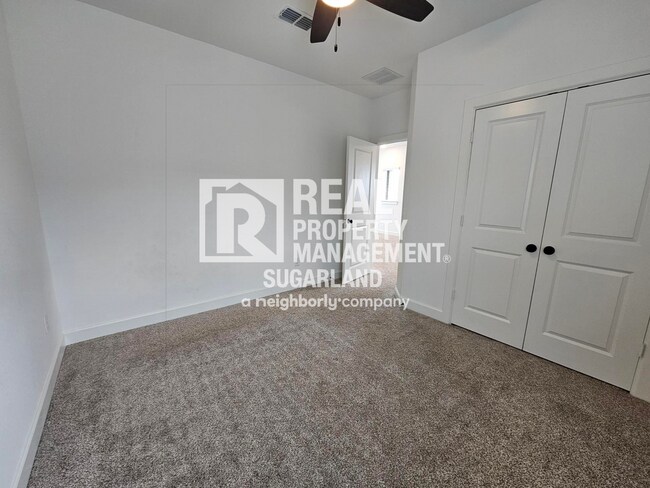 Building Photo - Move-In Ready Home in Sienna with Resort Amenities