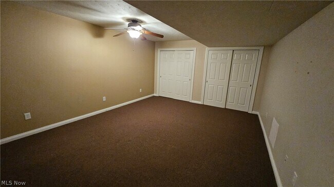 Building Photo - 7235 Dursley Ct