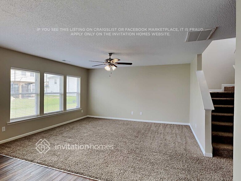 Building Photo - 6113 Mansura Dr