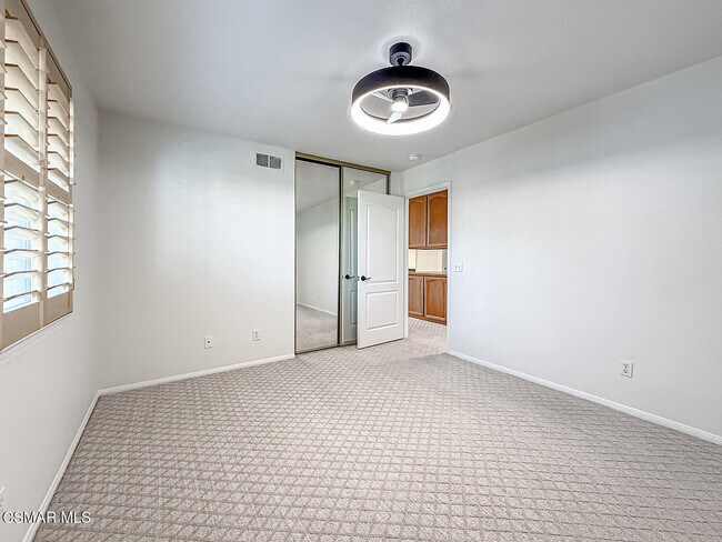 Building Photo - 12057 Falcon Crest Way