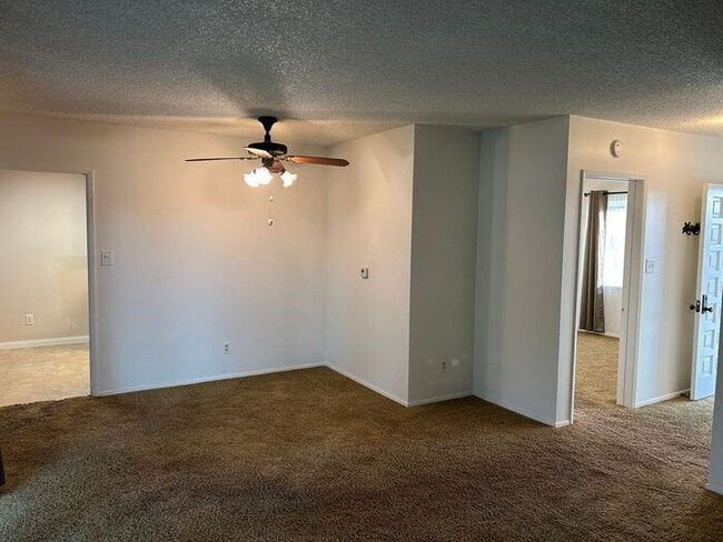 Building Photo - GREAT 3BD HOUSE WITH INCREDIBLE OUTDOOR SP...
