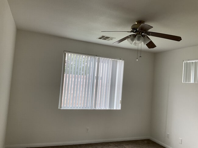Building Photo - 8336 Crown Peak Ave
