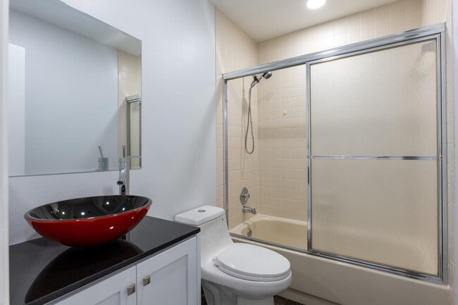 Building Photo - 6810 Via Regina