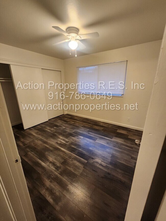 Building Photo - $500.00 Off Move In Special! East Roseville, Sierra Gardens 3 Bedroom, 2 Bathroom, 2 Car Garage, ...