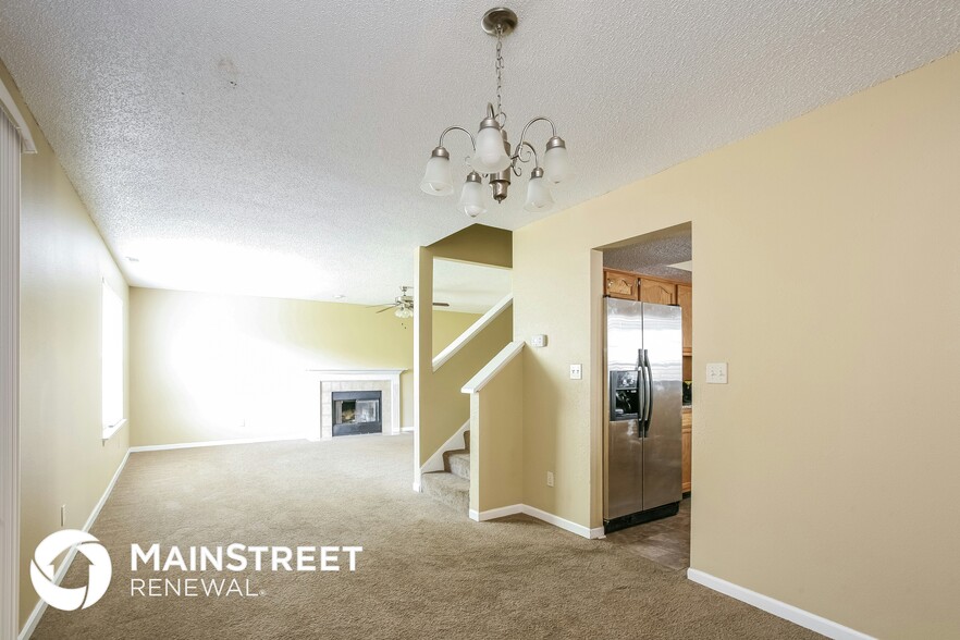 Building Photo - 10313 Cadogan Dr