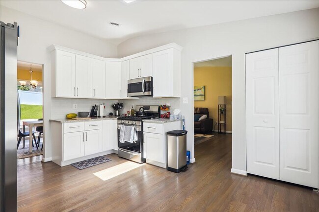 Building Photo - COMING SOON - Fresh and Updated - 4Bed/3Bath Split Level  w/ spacious yard
