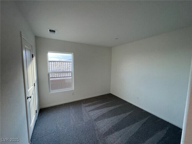 Building Photo - 5358 Pico Viejo St